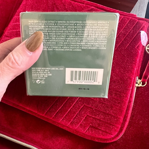 La Mer Moisturizing Cream - Elegant Green Packaging - Picture 2 of 4